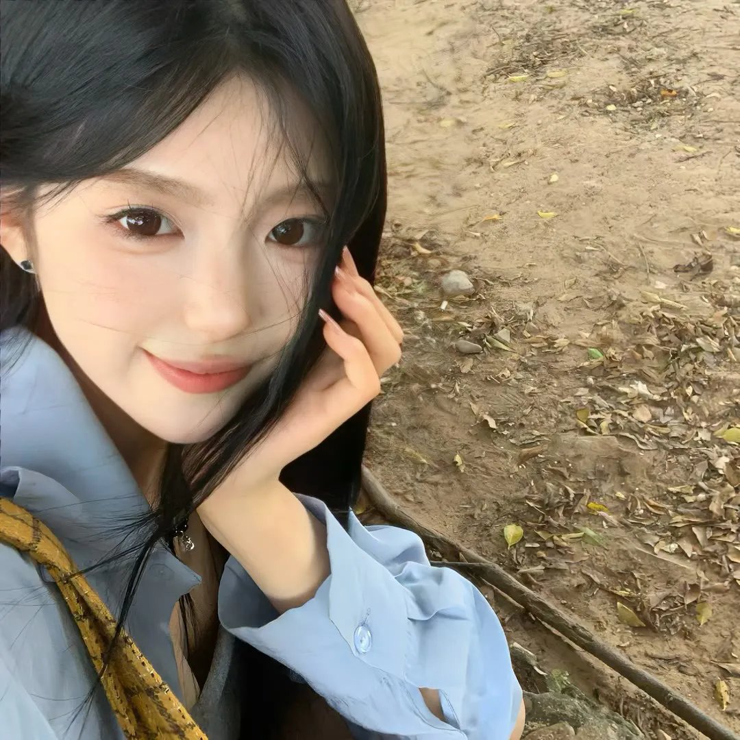 喜欢的人忘记戴眼镜了